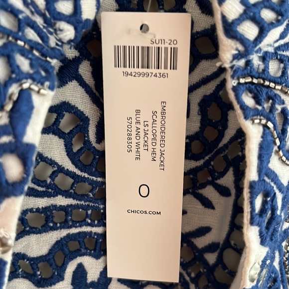 NWT Chicos Embroidered Blue & White Jacket. Scalloped Hem. - Picture 6 of 8
